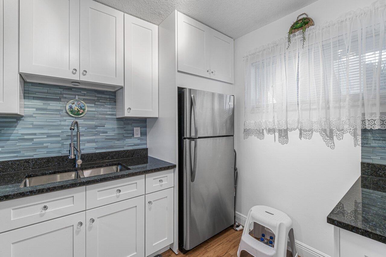 2855 S Garden Drive 211 — photo 5