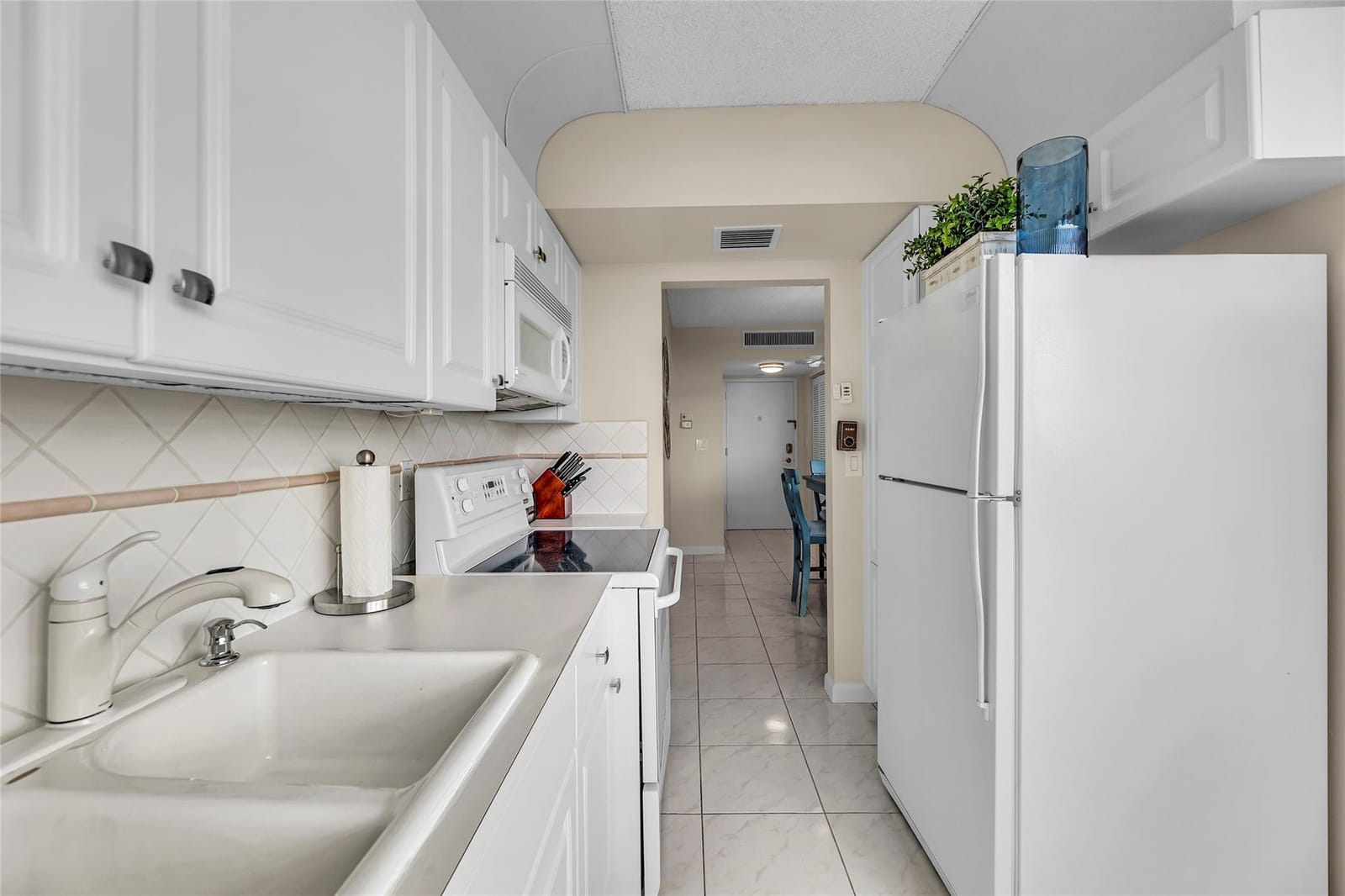 2639 N Riverside Drive 605, Pompano Beach, FL 33062 photo 18