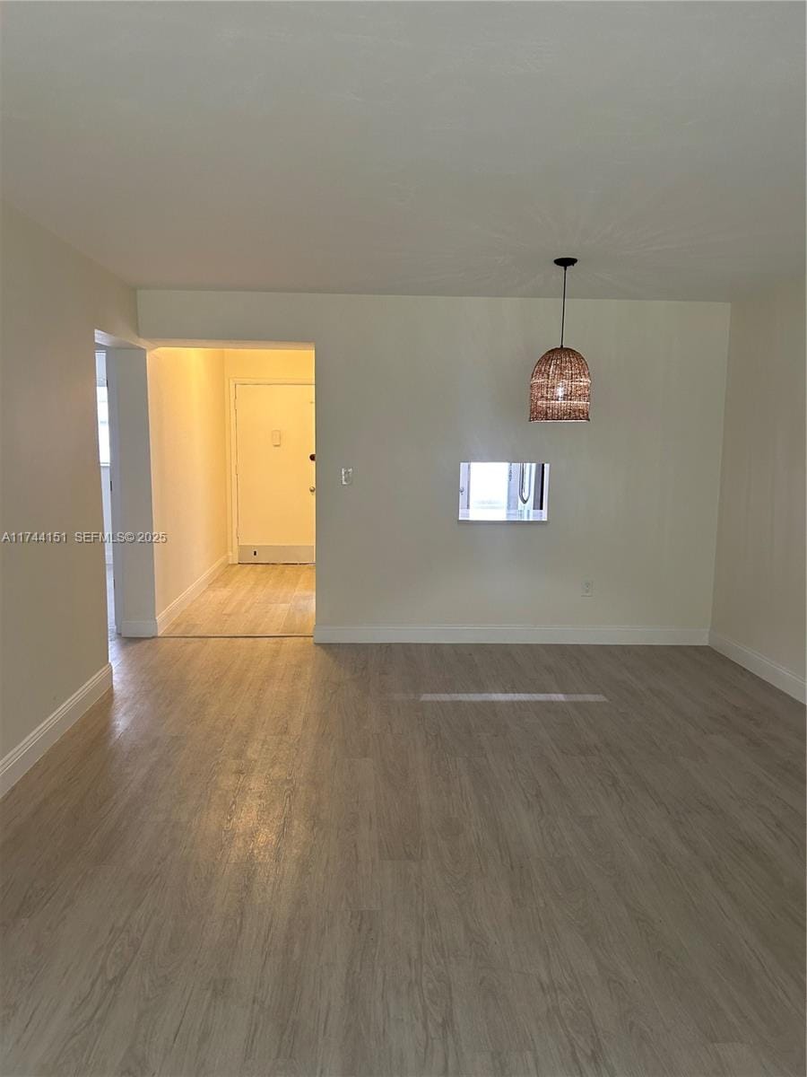 1530 NE 191st Street 124, Miami, FL 33179 photo 3