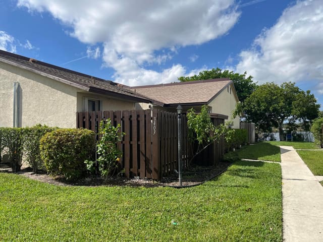3403 Waterview Circle, sold in Waterview Estates, Palm Springs, FL