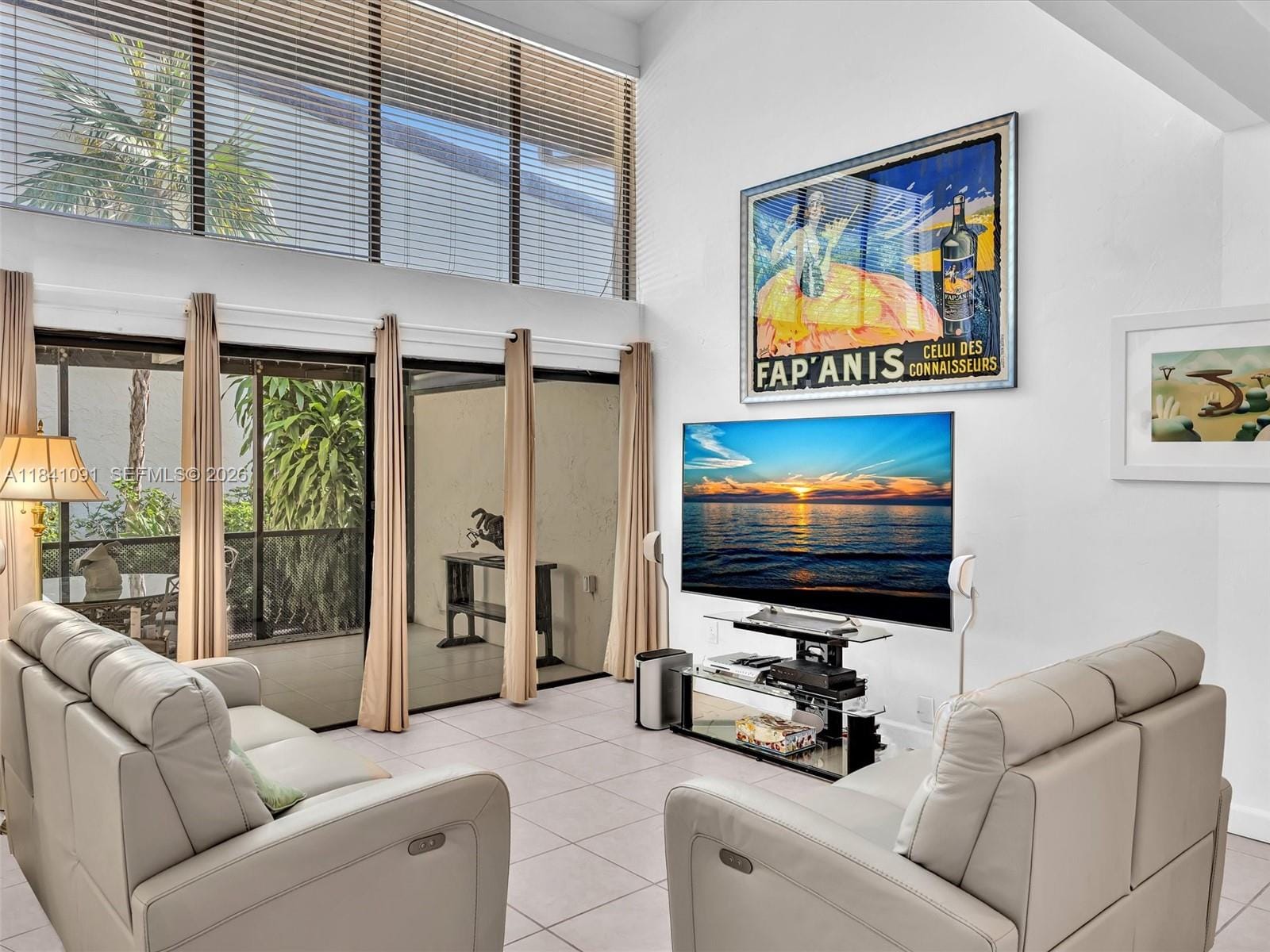 19200 NE 25th Avenue 323C, Miami, FL 33180 photo 14
