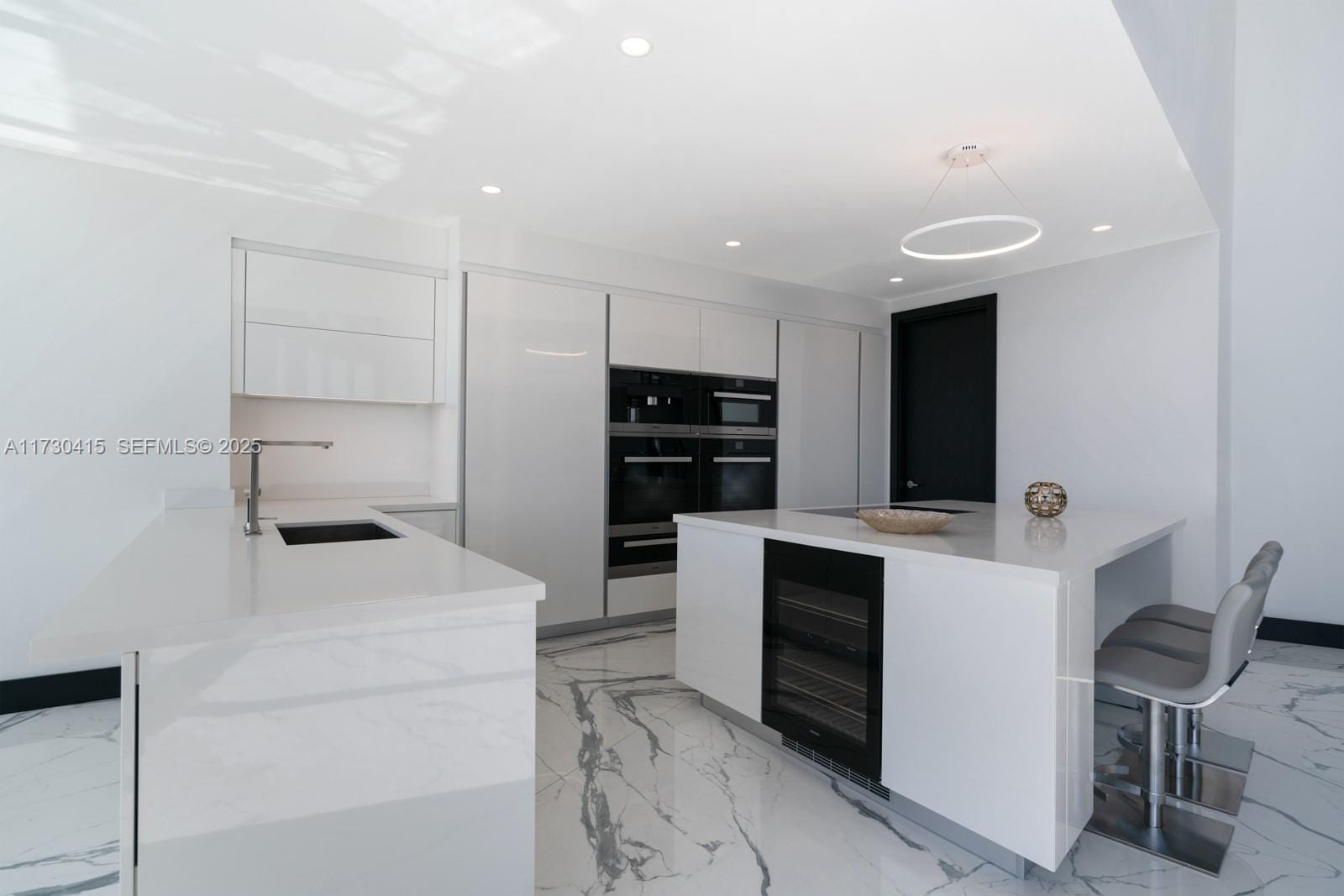 18555 Collins Avenue 4203, Sunny Isles Beach, FL 33160 photo 15
