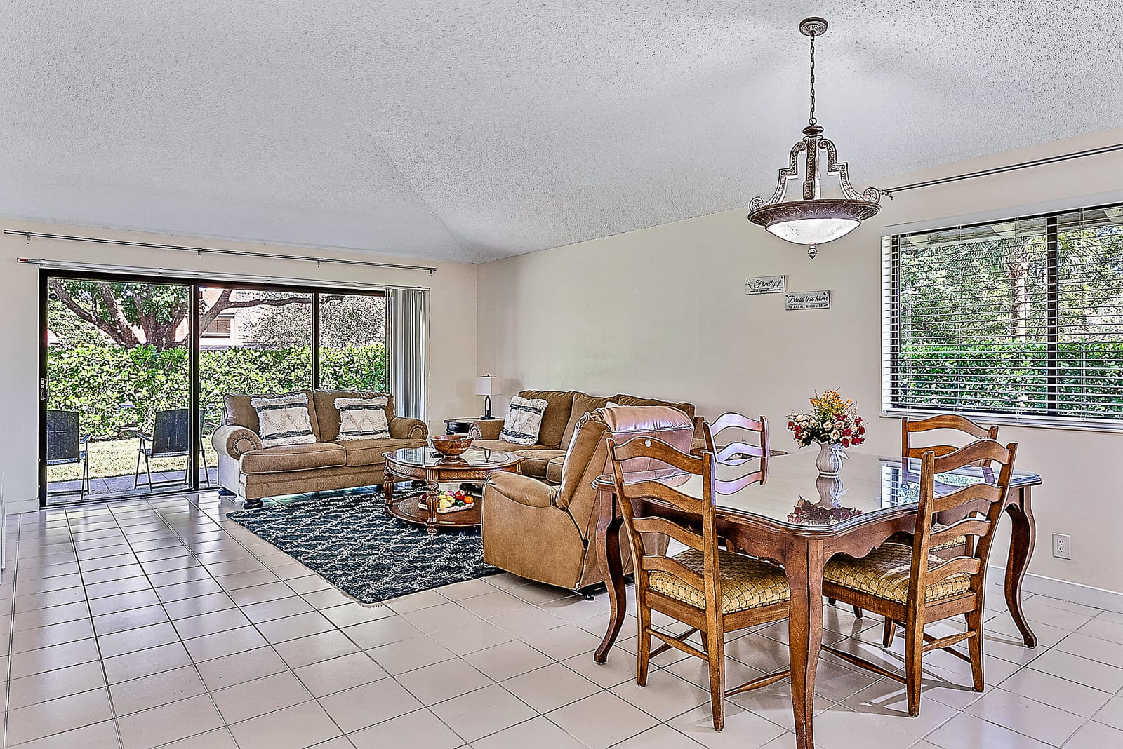 114 Club Drive — photo 2
