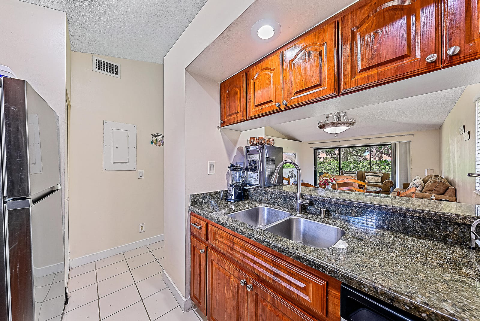 114 Club Drive — photo 9