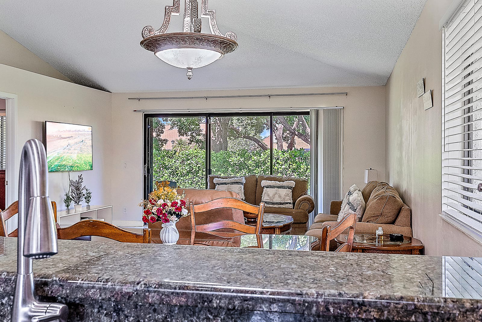 114 Club Drive — photo 10
