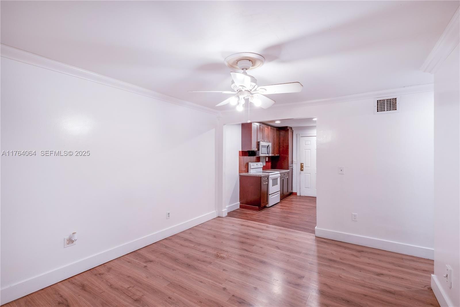 2551 NW 13th Street 11, Miami, FL 33125 photo 2