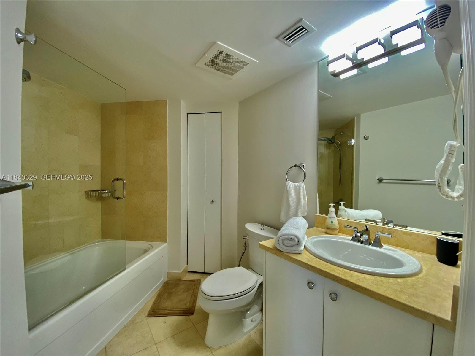 19900 E Country Club Drive 1220, Aventura, FL 33180 photo 18