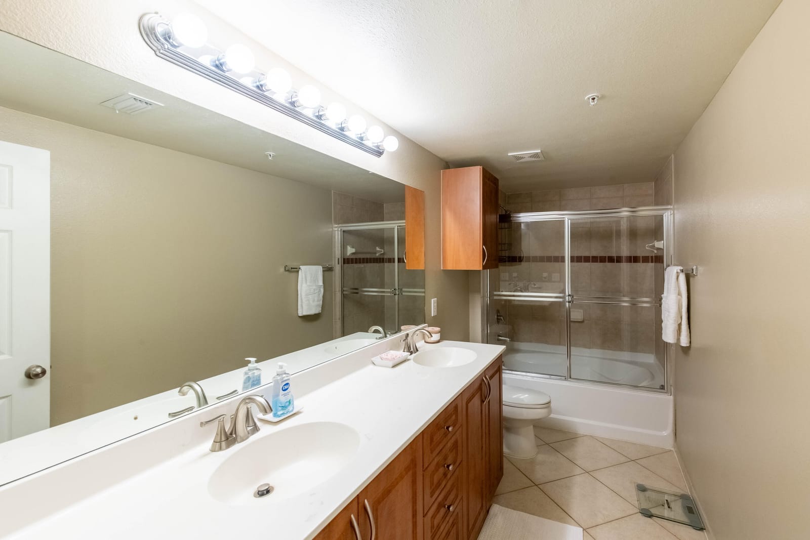 6559 Emerald Dunes Drive 201, West Palm Beach, FL 33411 photo 11