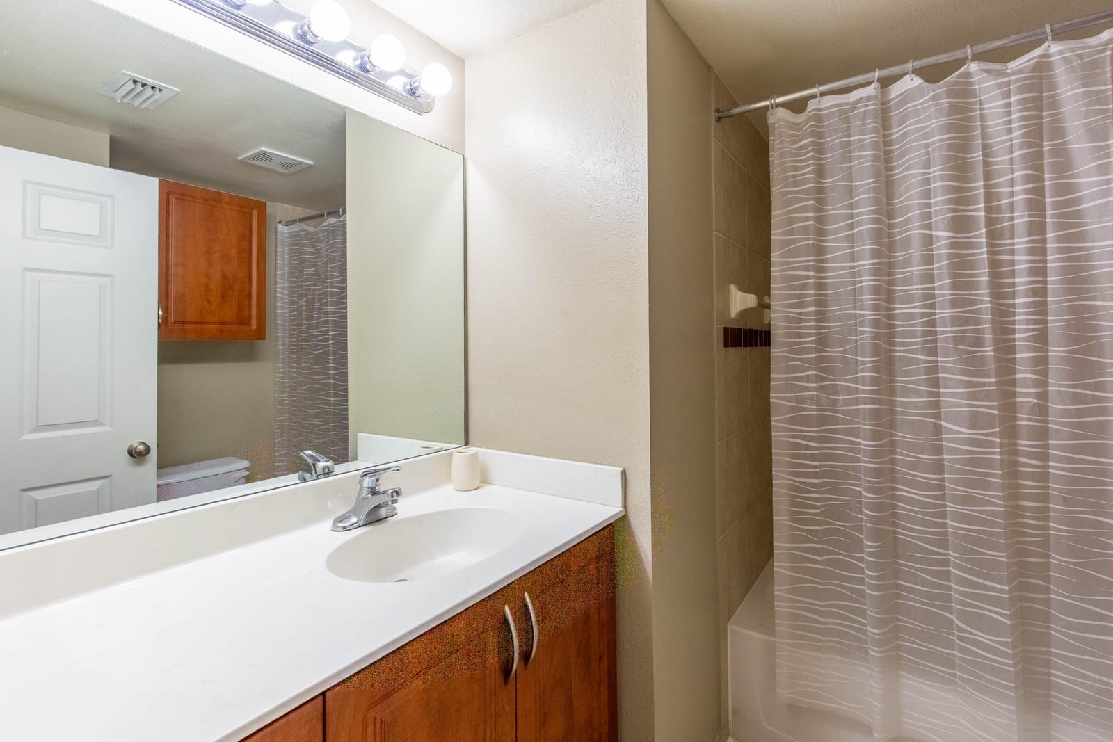 6559 Emerald Dunes Drive 201, West Palm Beach, FL 33411 photo 12