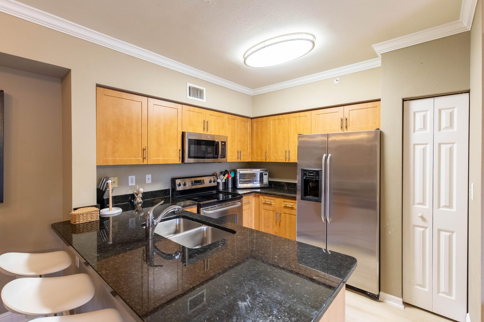 6559 Emerald Dunes Drive 201, West Palm Beach, FL 33411 photo 4