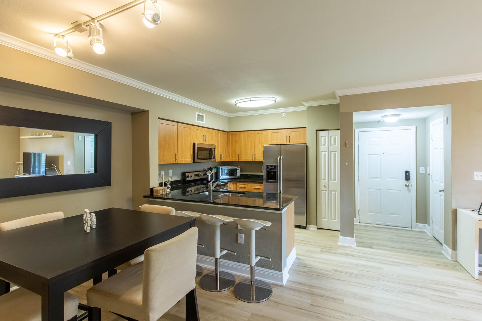 6559 Emerald Dunes Drive 201, West Palm Beach, FL 33411 photo 7