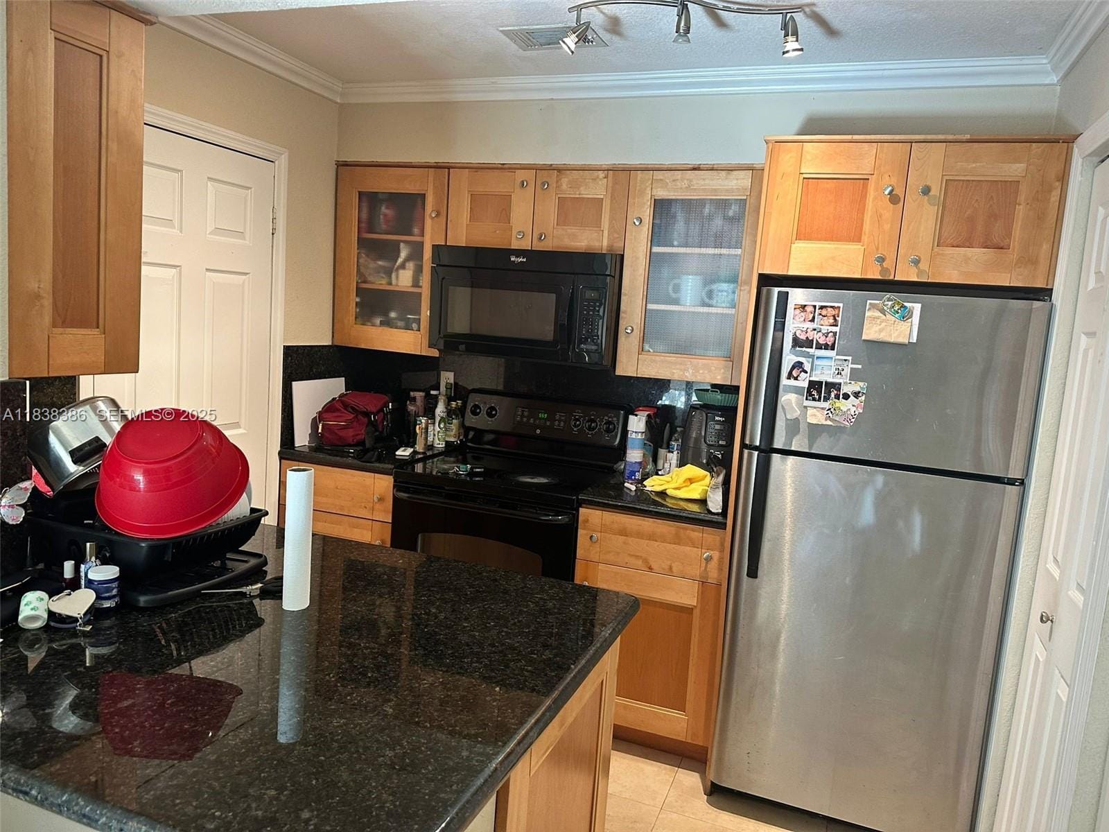 17455 NW 67th Court D-17, Hialeah, FL 33015 photo 3