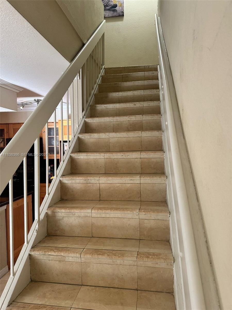 17455 NW 67th Court D-17, Hialeah, FL 33015 photo 5