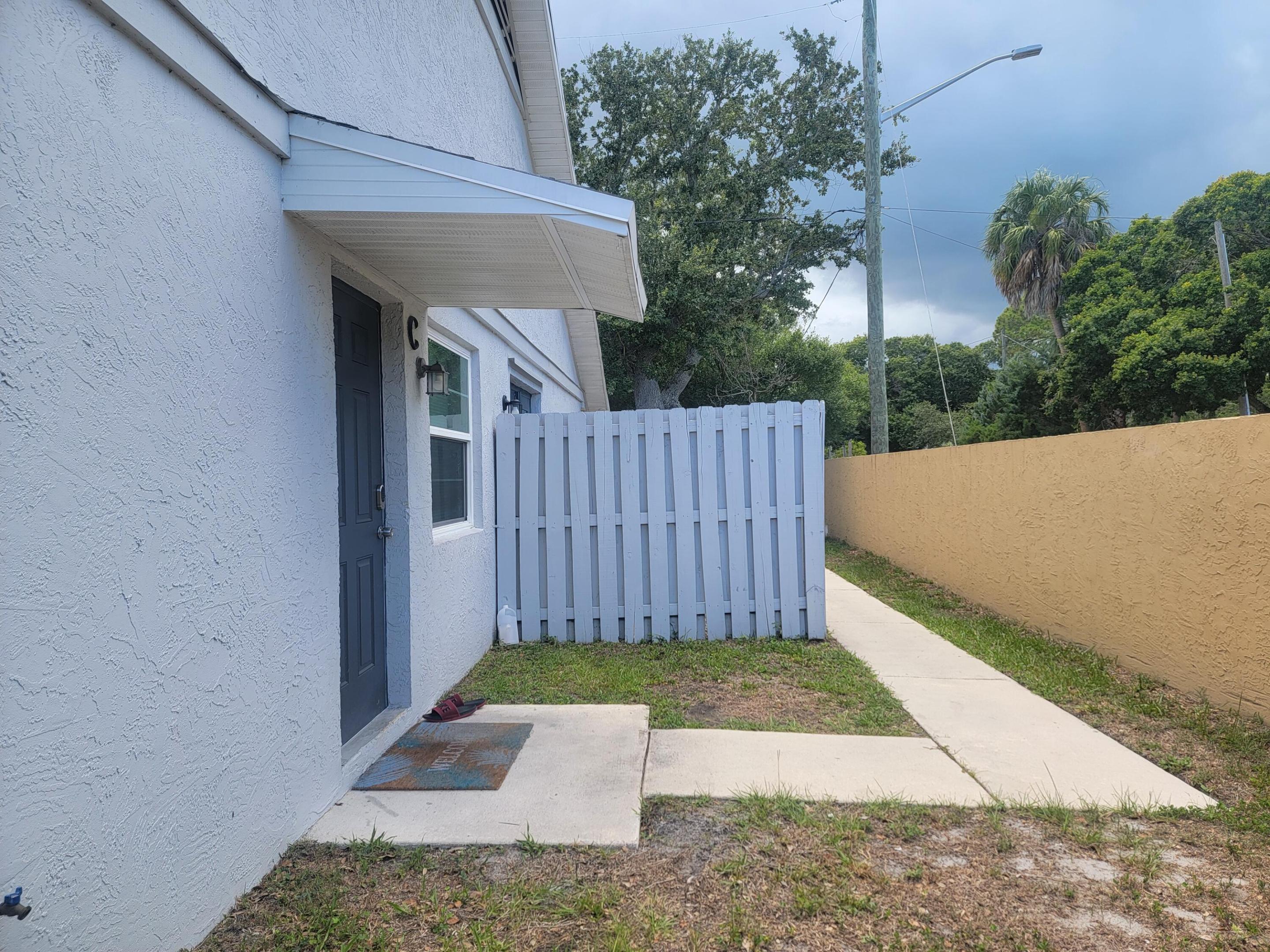 2001 Oleander Boulevard C, Fort Pierce, FL 34950, Fort Pierce