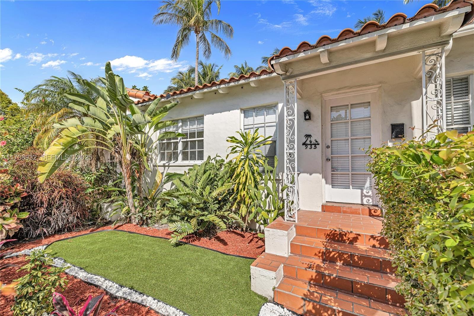 935 16th Street 935, Miami Beach, FL 33139 photo 2