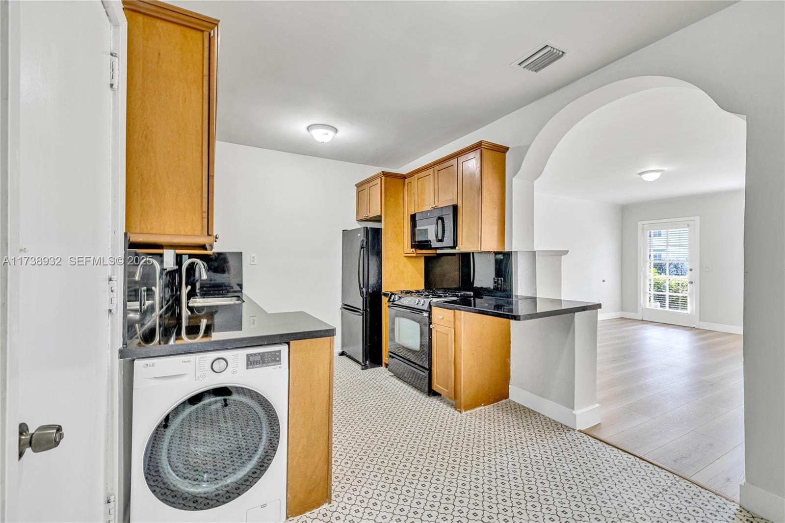935 16th Street 935, Miami Beach, FL 33139 photo 11