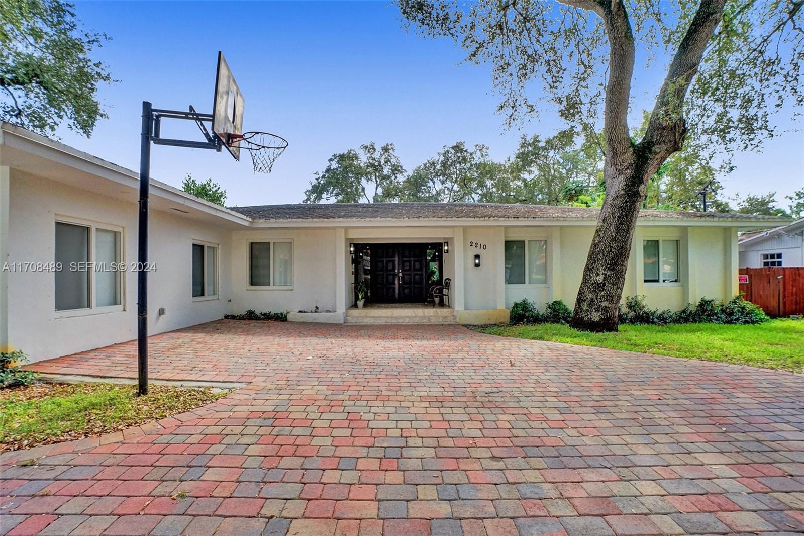 2210 NE 203rd Terrace, Miami, FL 33180