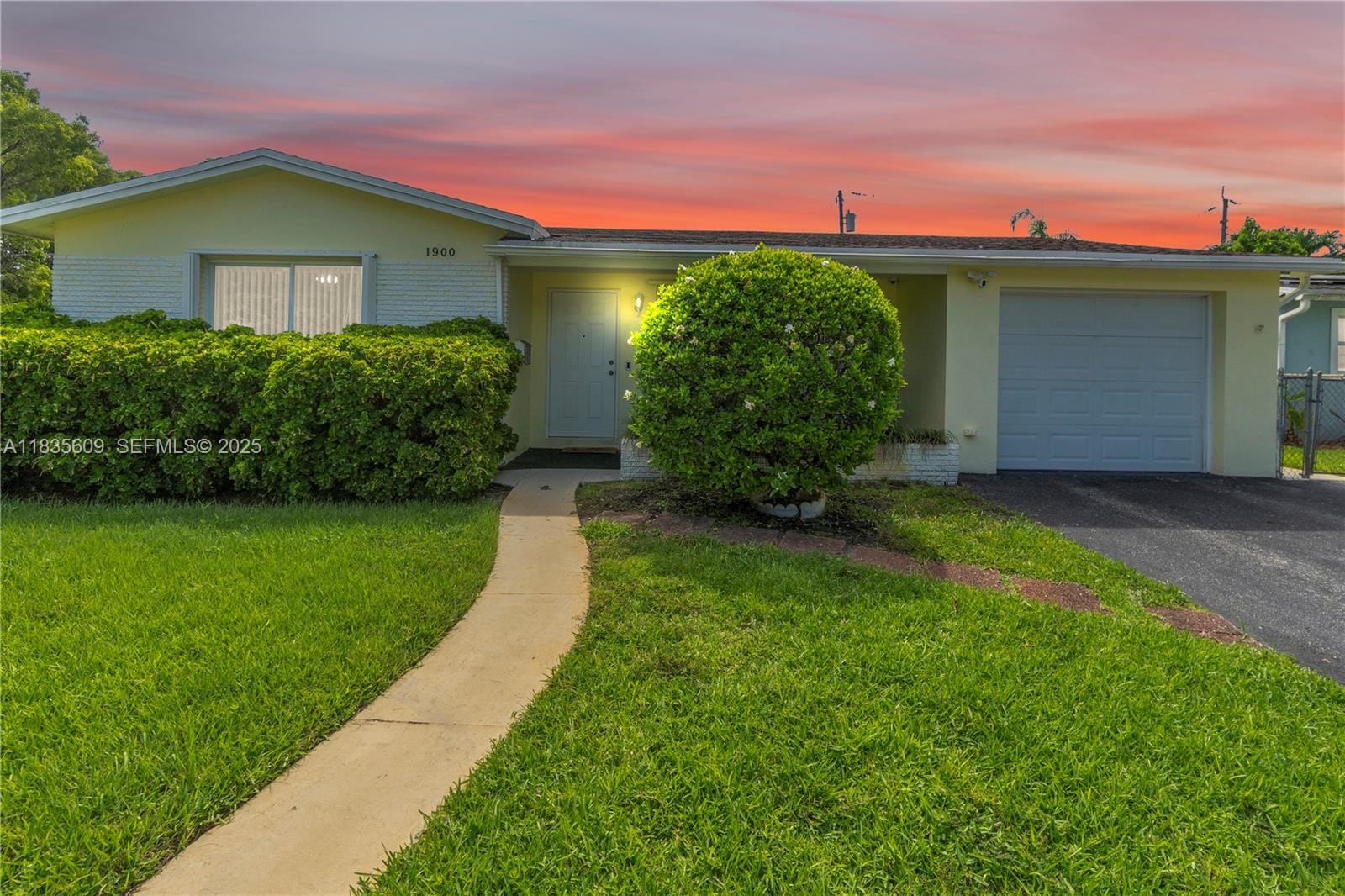 1900 N 31st Avenue, Hollywood, FL 33021