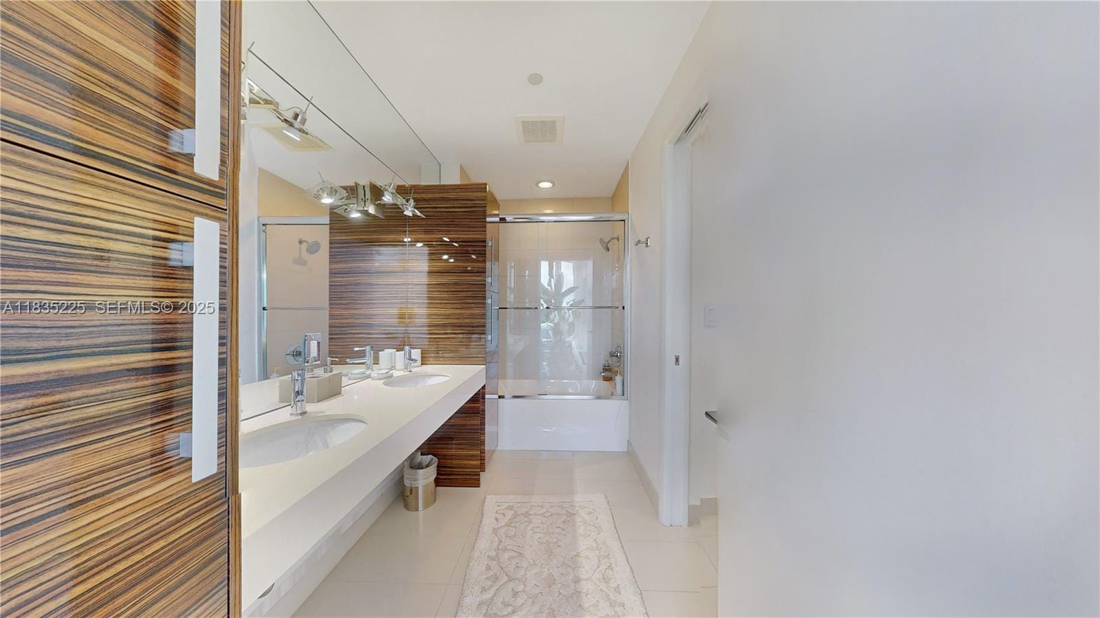 2020 N Bayshore Drive 2801, Miami, FL 33137 photo 13