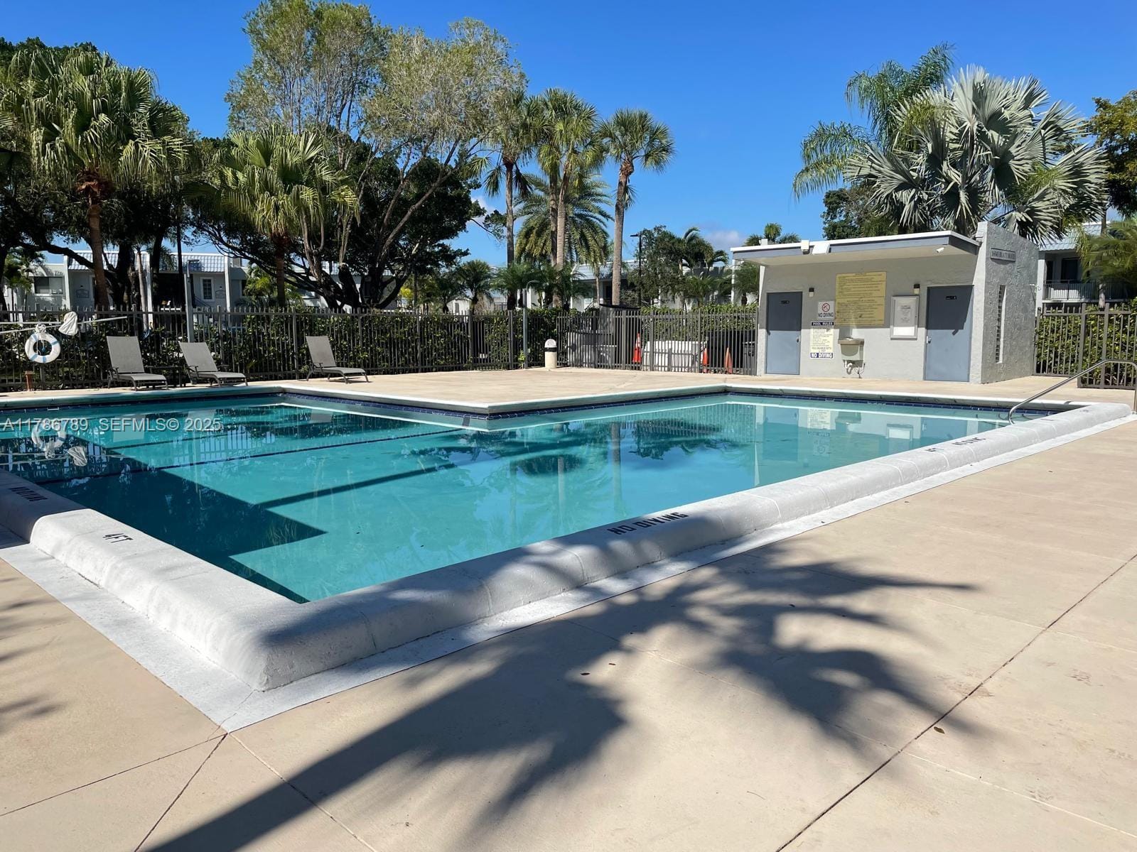 16501 Blatt Boulevard 103, Weston, FL 33326