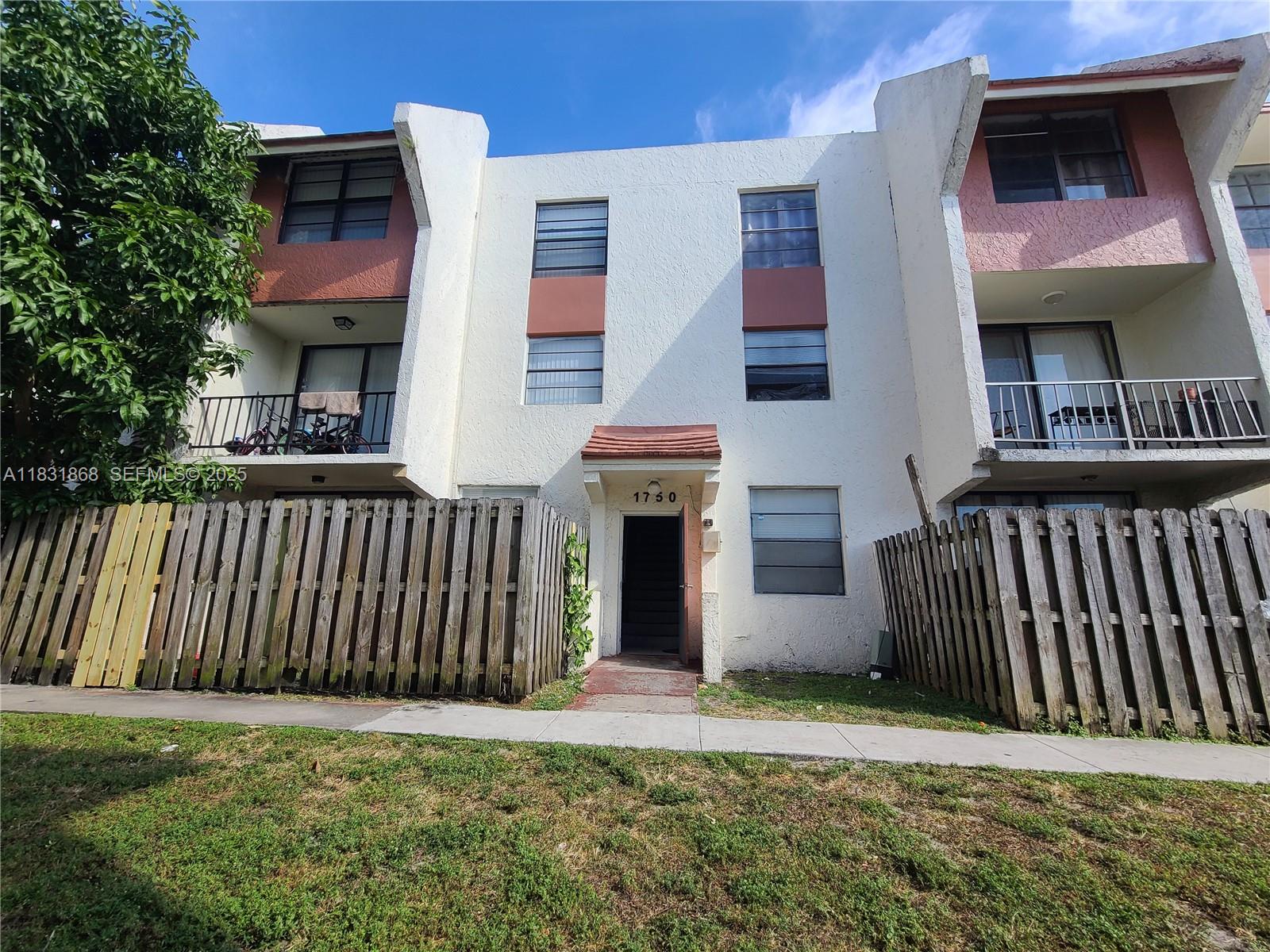 1750 NW 55th Avenue 103, Lauderhill, FL 33313, Lauderhill