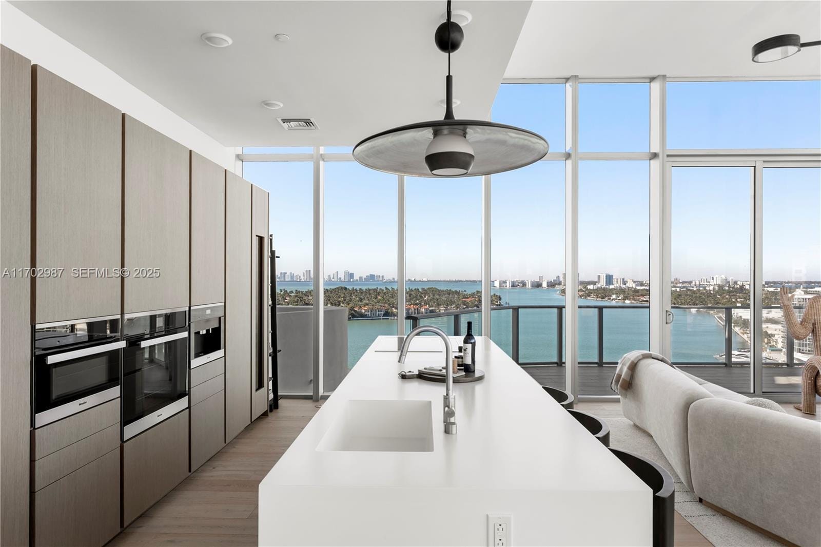6800 Indian Creek Drive PH2, Miami Beach, FL 33141 photo 13