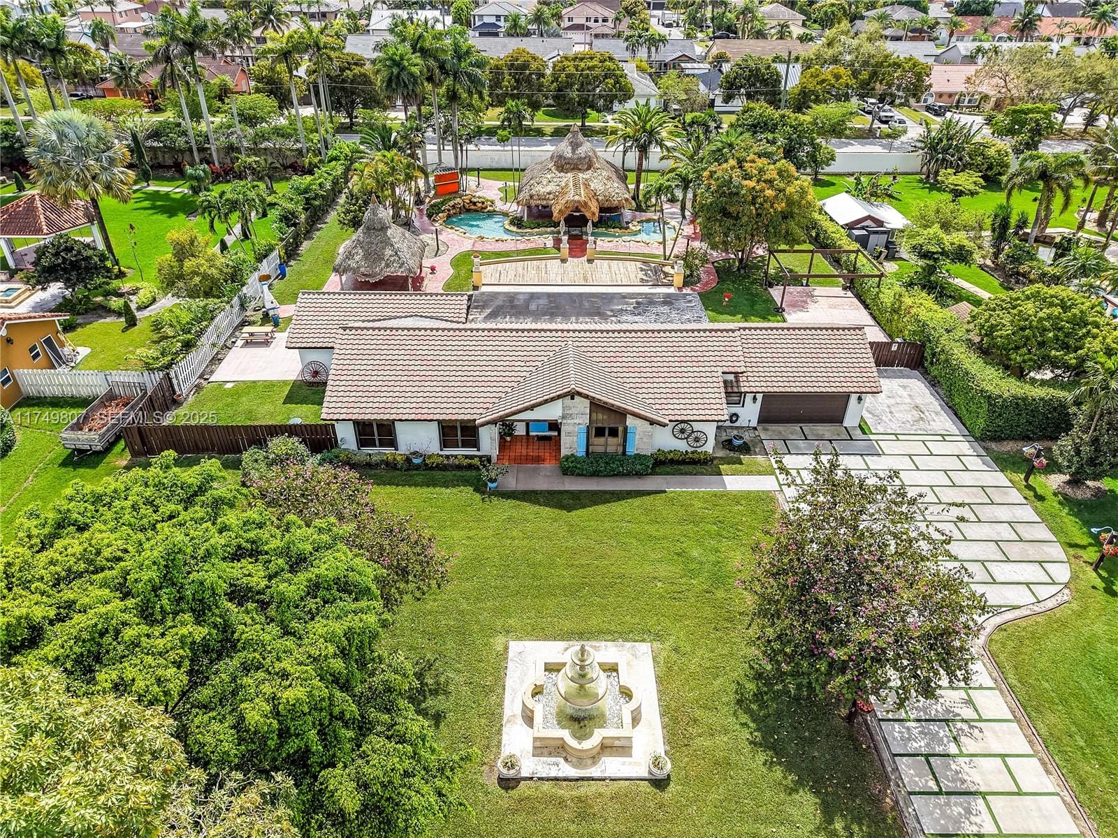 4 bedroom home for sale at 14810 167th, Miami, FL 33187 — $1,450,000