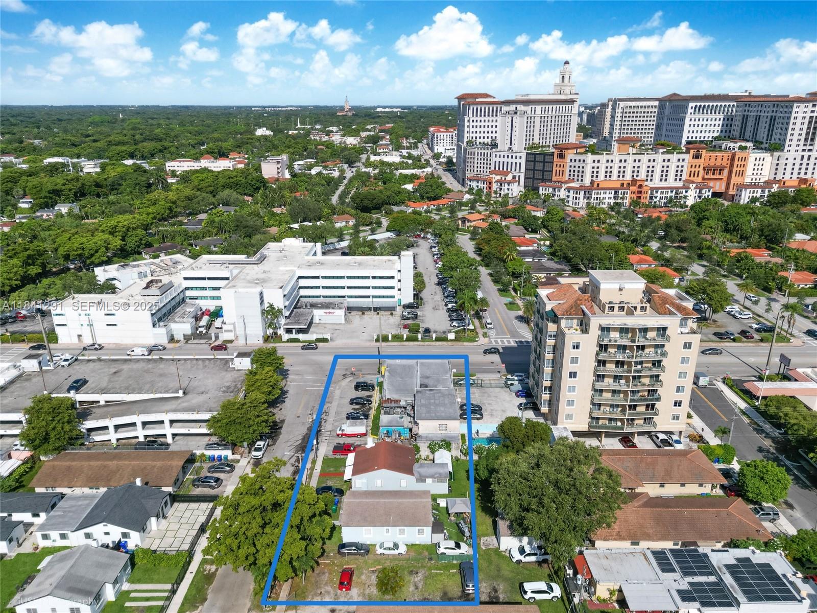 2537 SW 37th Avenue, Miami, FL 33133, Miami