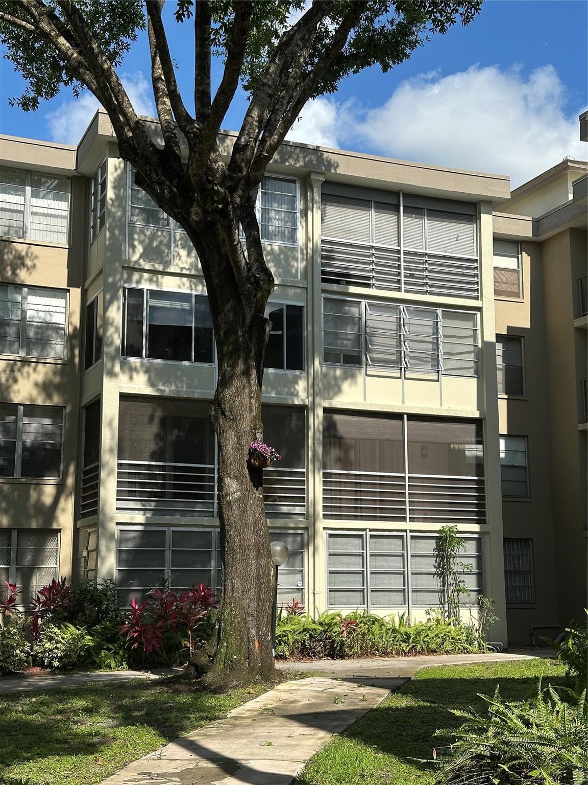 2998 NW 48th Terrace 327, Lauderdale Lakes, FL 33313 photo 28