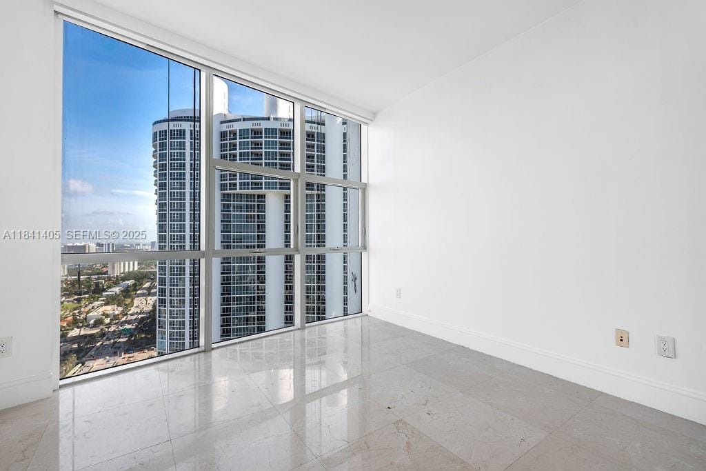 18101 Collins Avenue 4601, Sunny Isles Beach, FL 33160 photo 24
