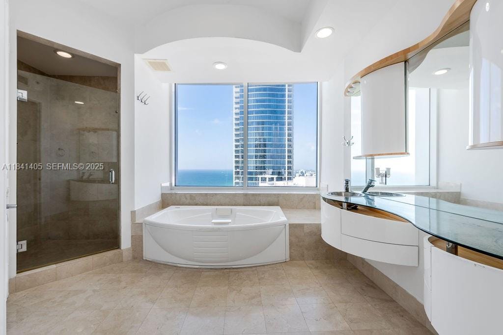 18101 Collins Avenue 4601, Sunny Isles Beach, FL 33160 photo 10