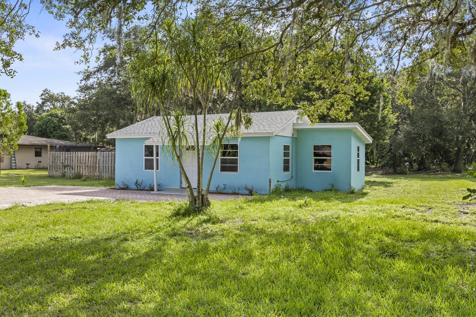 2402 N 49th Street, Fort Pierce, FL 34946 photo 3