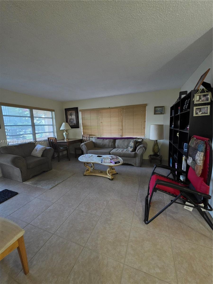 135 NE 202nd Terrace N25, Miami Gardens, FL 33179 photo 3