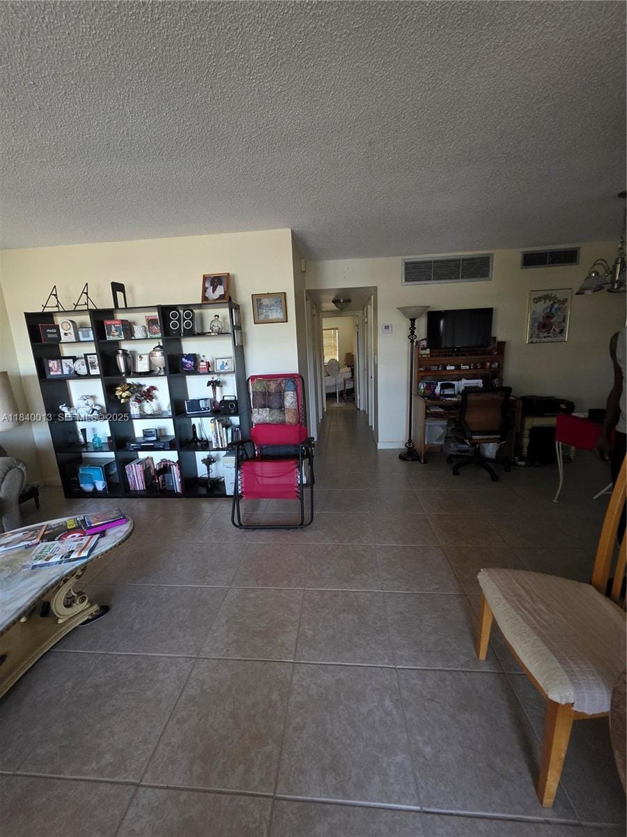 135 NE 202nd Terrace N25, Miami Gardens, FL 33179 photo 5