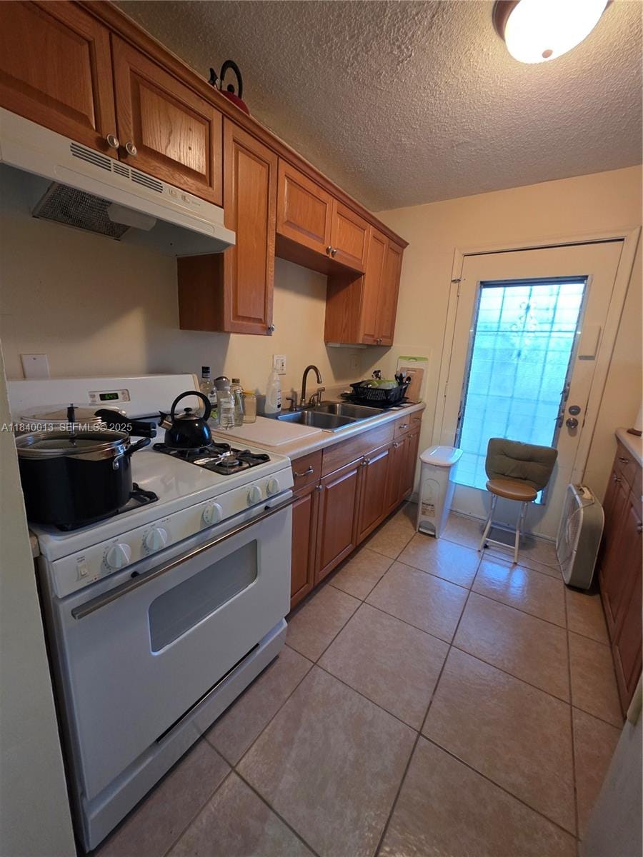 135 NE 202nd Terrace N25, Miami Gardens, FL 33179 photo 9