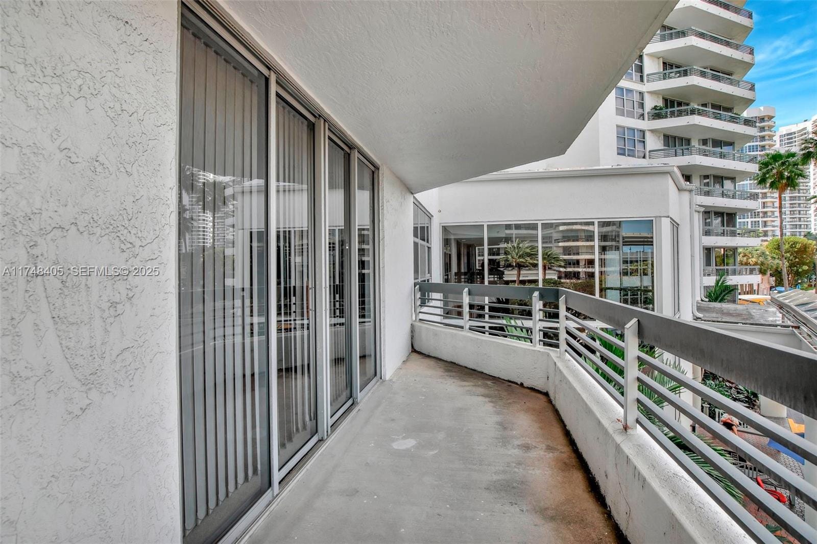 19101 NE 36th Court 307, Aventura, FL 33180 photo 15
