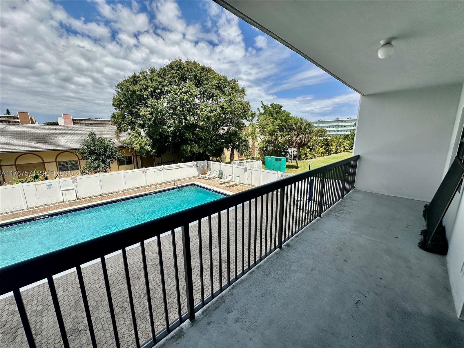 1301 NE 7th Street 214, Hallandale Beach, FL 33009 photo 9