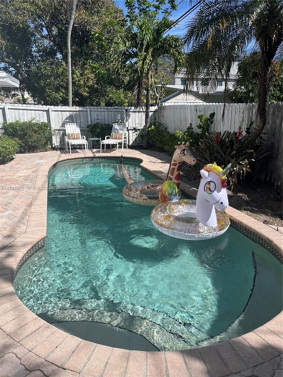 1040 NE 16th Avenue, Fort Lauderdale, FL 33304 photo 3