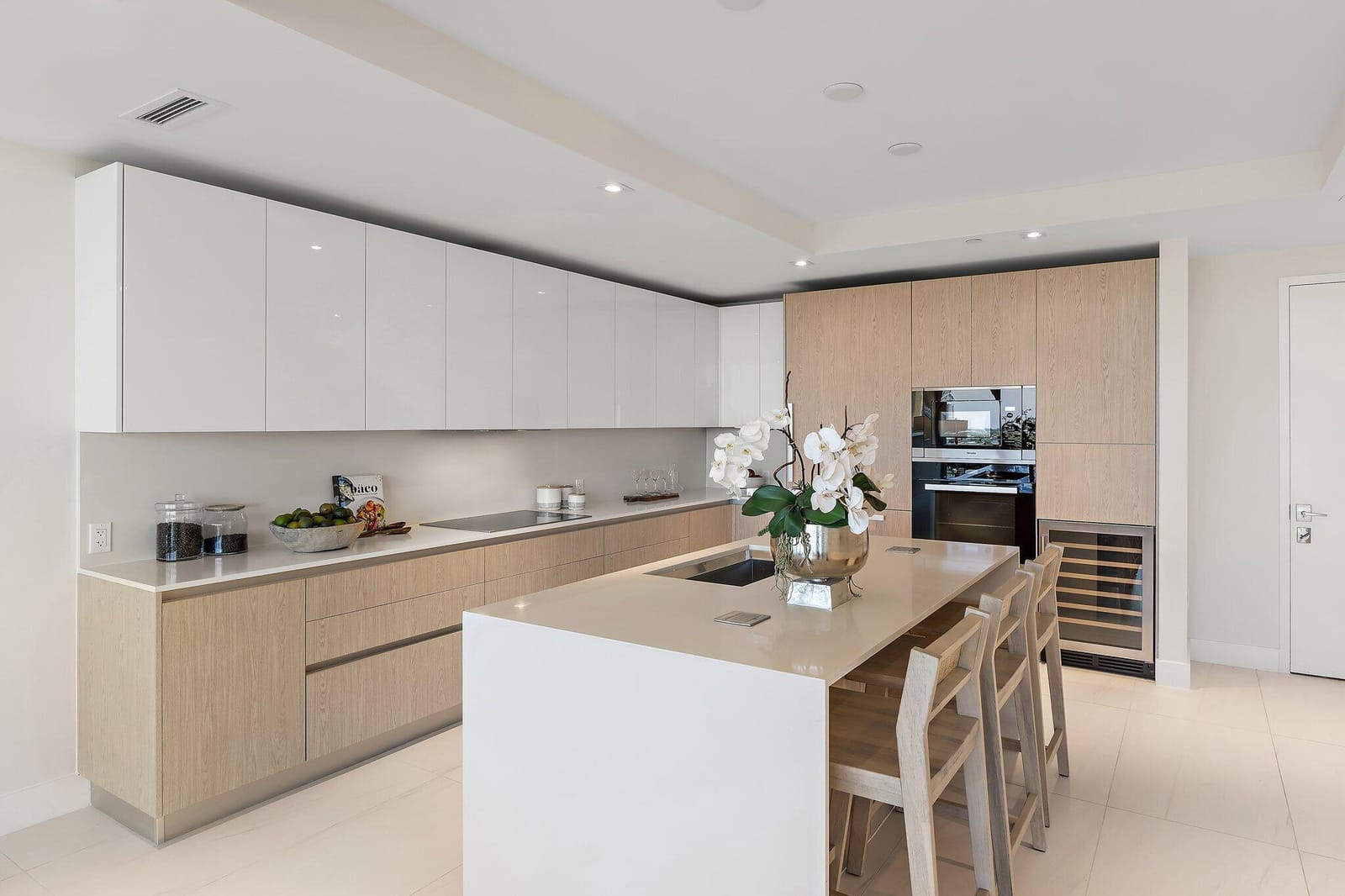 3100 N Ocean Drive P-701 — photo 4