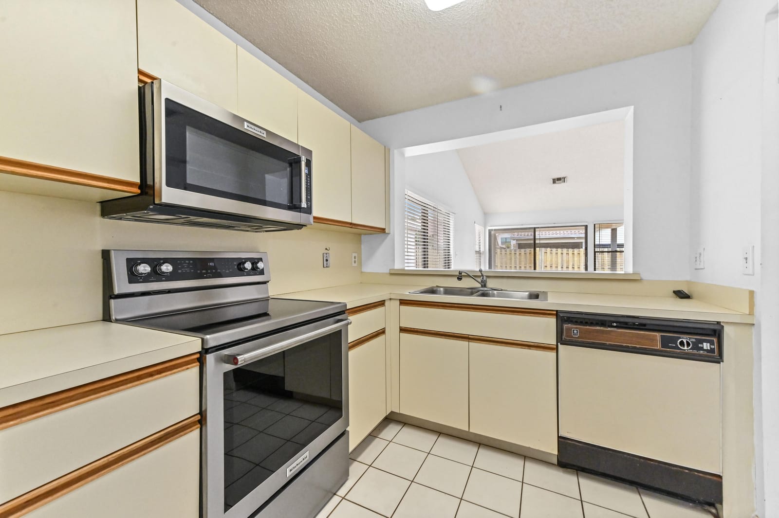 5531 Eton Court, Boca Raton, FL 33486 photo 6