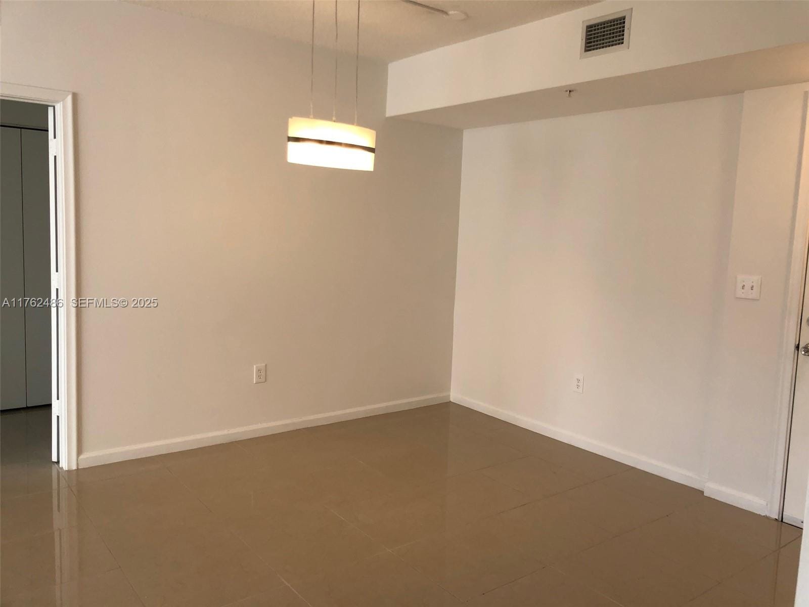 2775 NE 187th Street 527 — photo 4