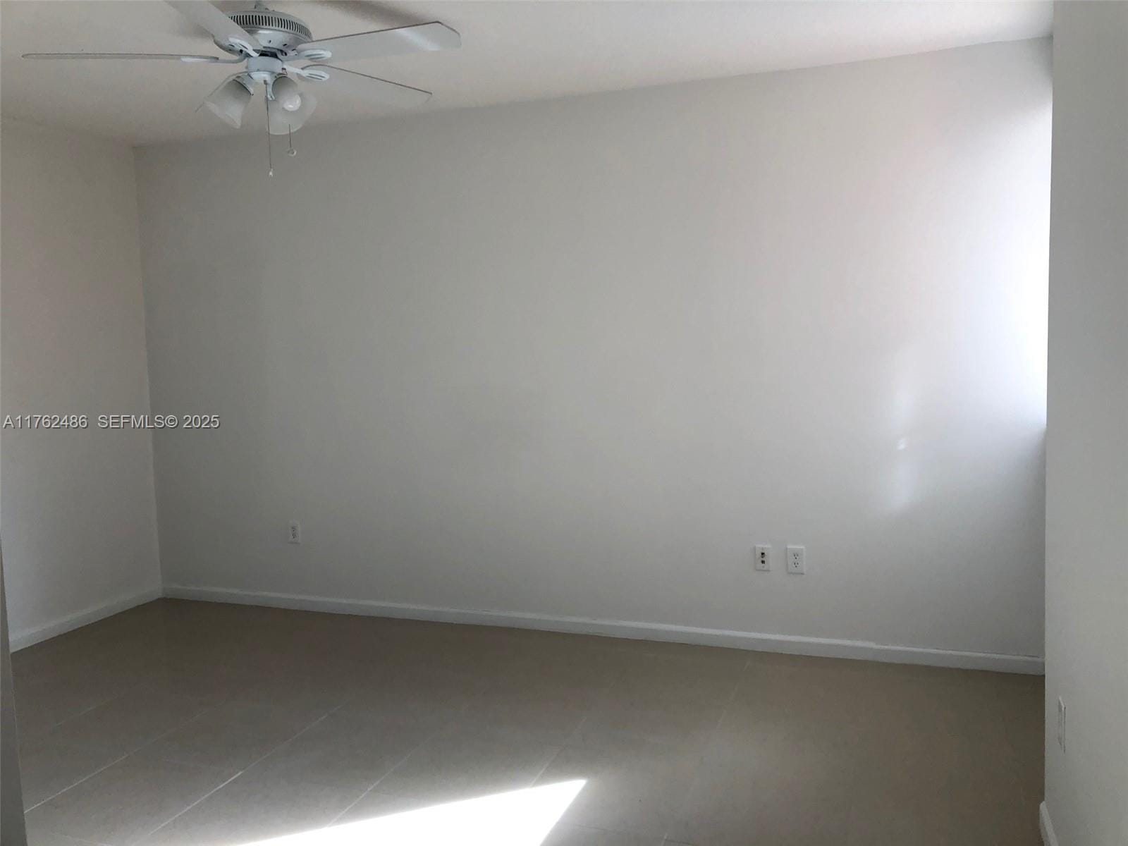 2775 NE 187th Street 527 — photo 9