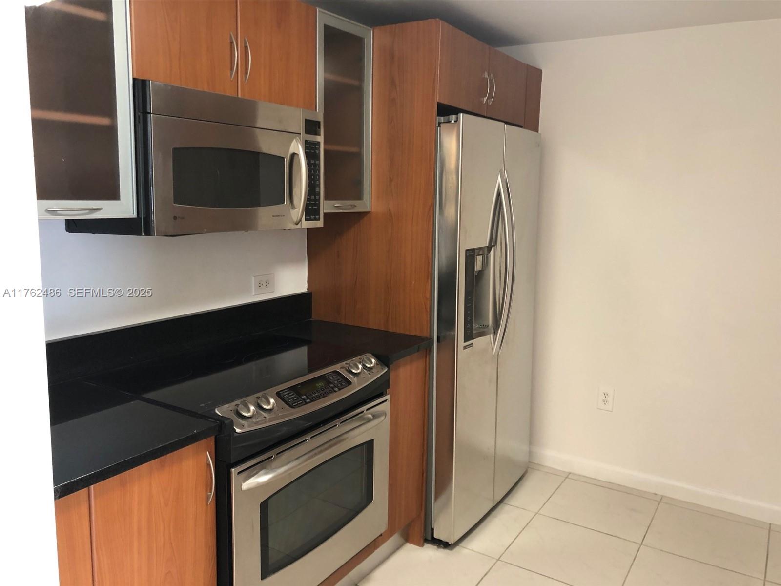 2775 NE 187th Street 527, Aventura, FL 33180, Aventura