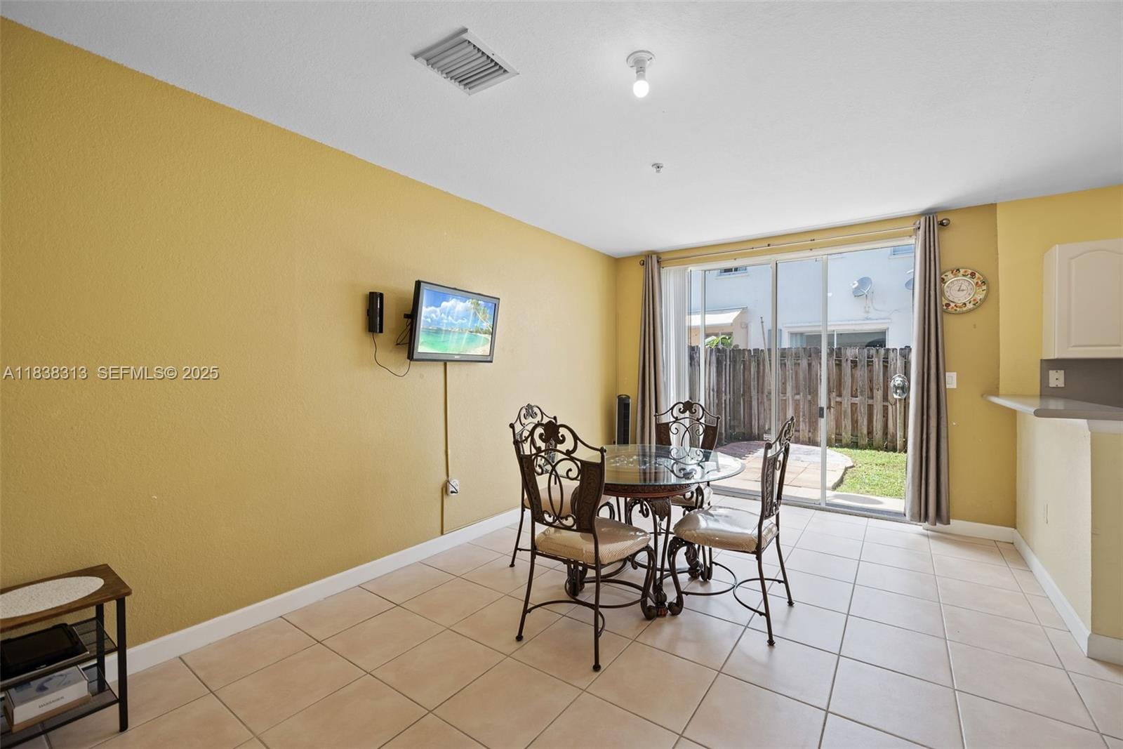 8079 W 3th Avenue 6, Hialeah, FL 33018 photo 6