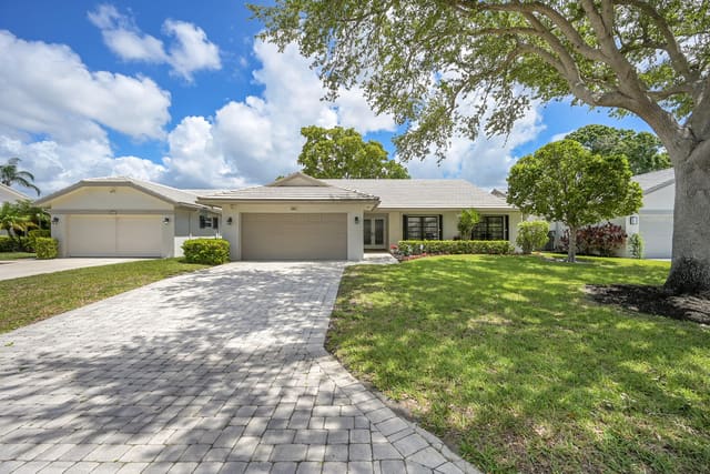 6497 Casabella Lane, sold in Camino Woods, Boca Raton, FL