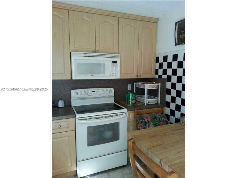 7987 NW 7th Street D12 — photo 3
