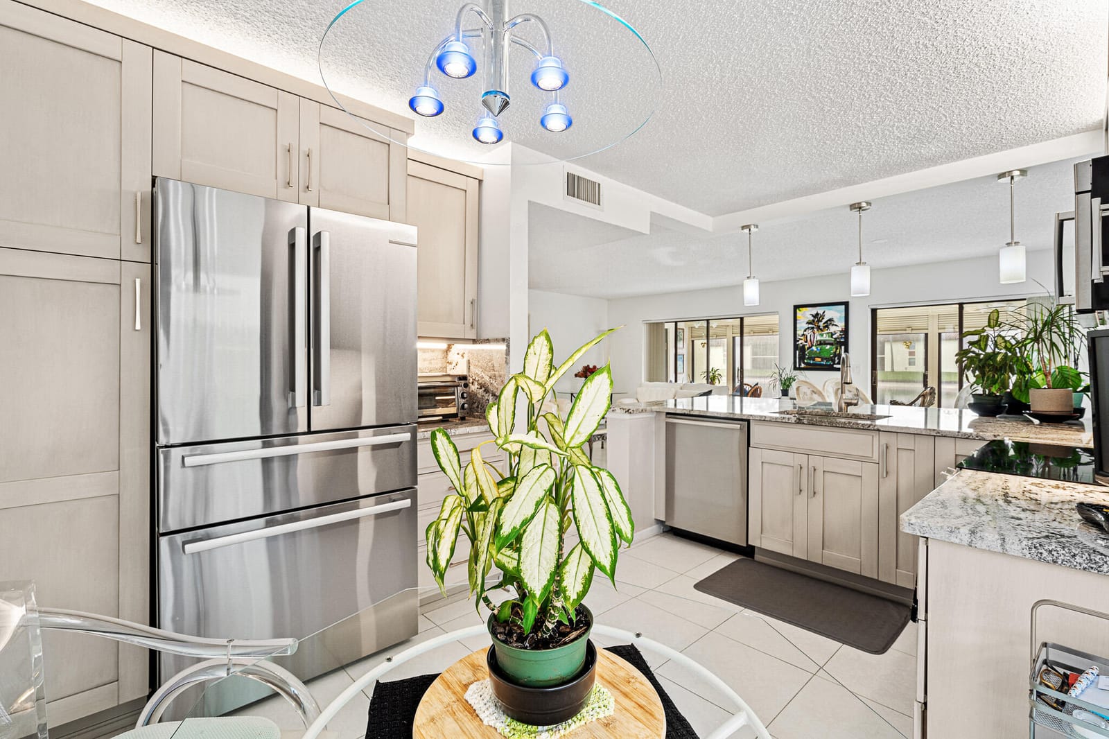 10439 S Circle Lake Drive 102, Boynton Beach, FL 33437