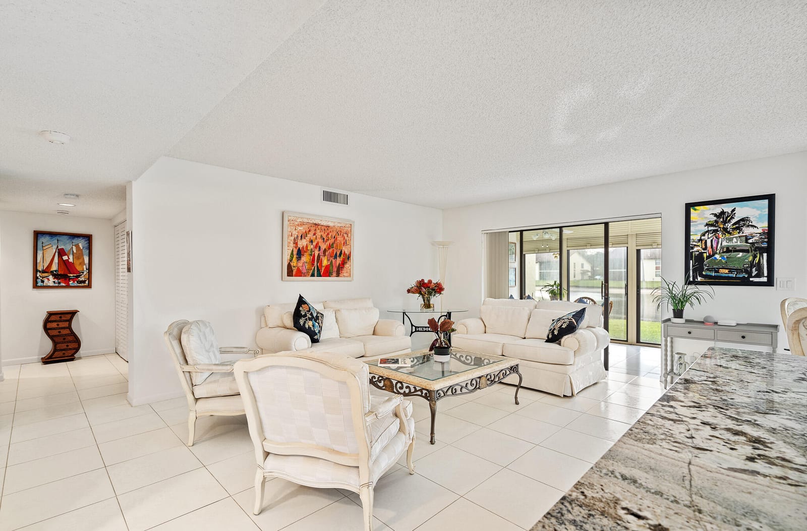 10439 S Circle Lake Drive 102 — photo 11