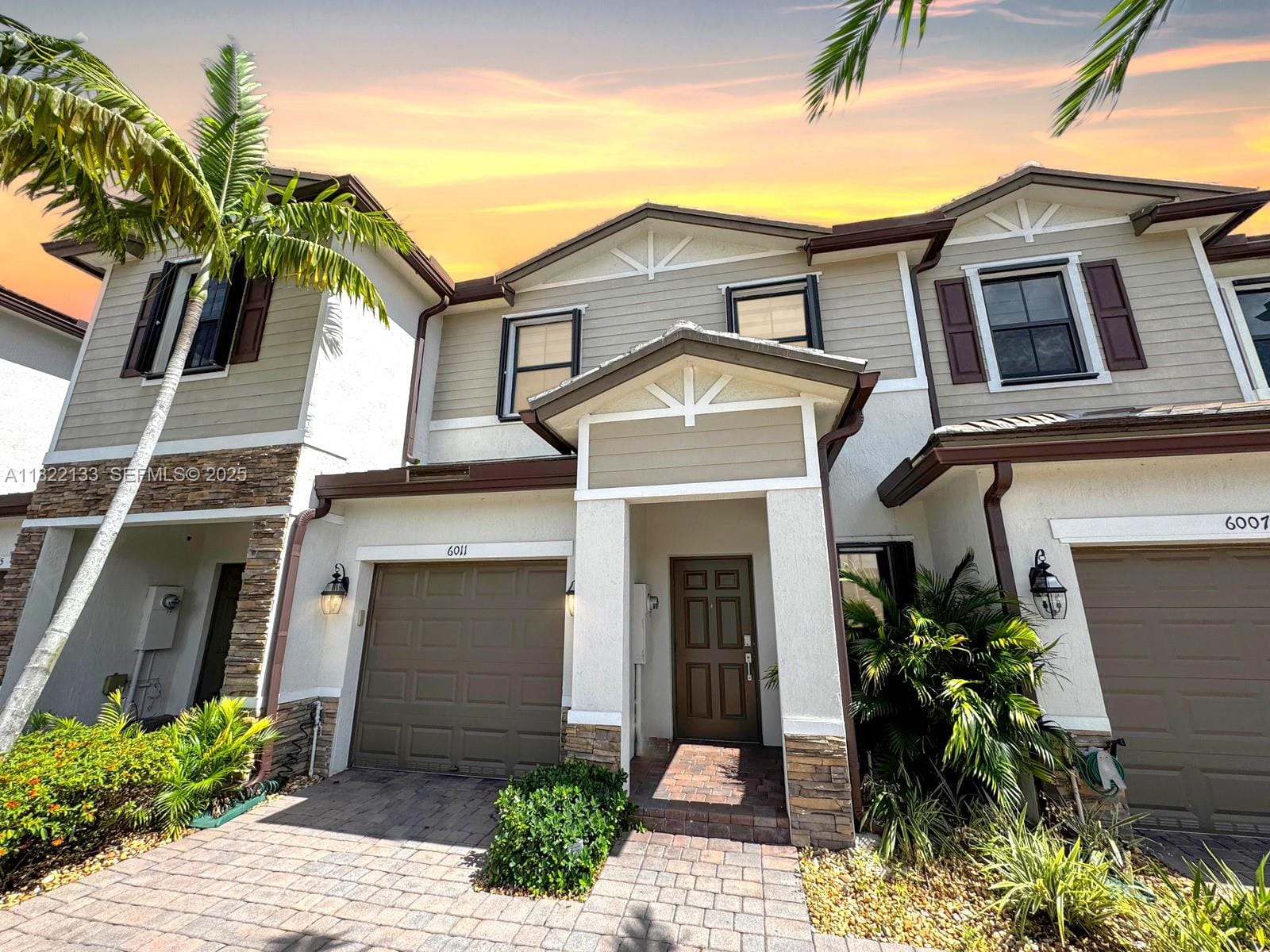 6011 W Paso Fino Place — photo 1