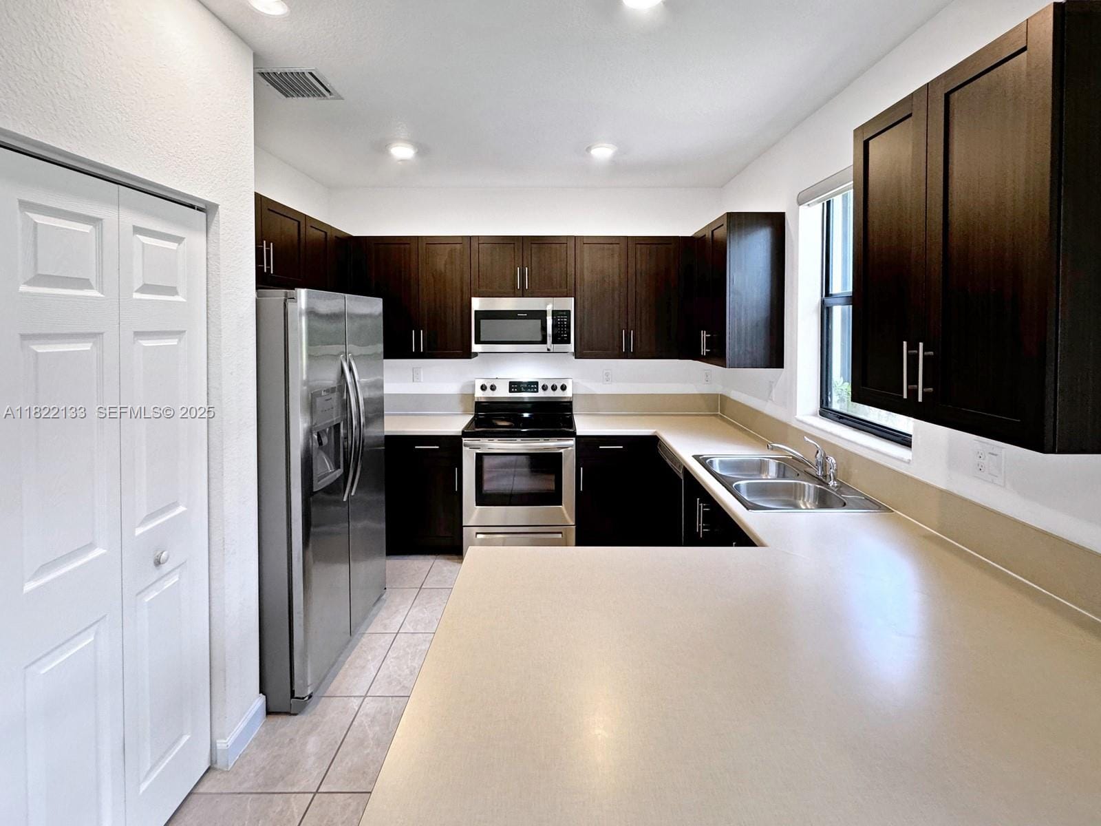 6011 W Paso Fino Place — photo 9